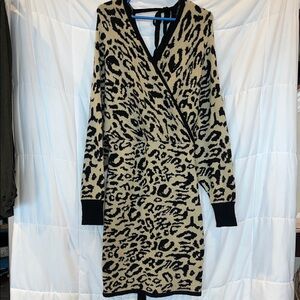 Main Strip Leopard Print Sweater Dress 1x